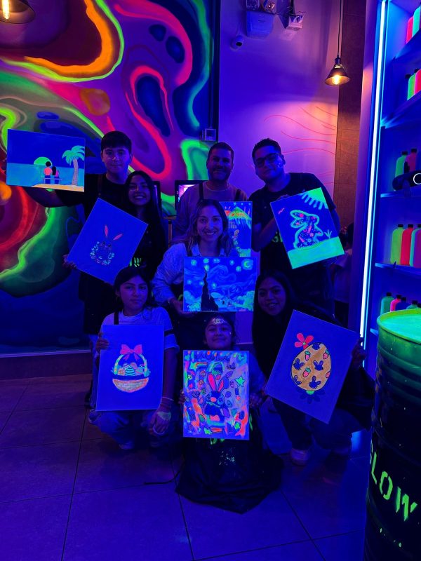 DOMINGO 1 DE JUNIO - HORARIO 11:00 a 12.30 hrs / Paint in the Dark /  ADULTOS + NIÑOS - Imagen 7