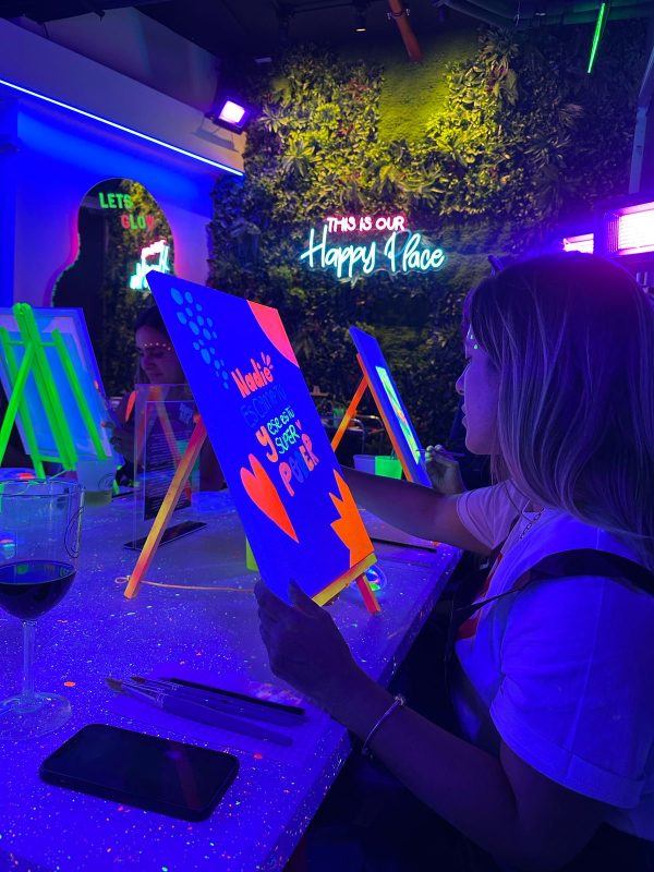 VIERNES 23 MAYO - HORARIO 19:30 a 21:30 hrs / Paint in the Dark + Paint Battle / Solo Adultos - Imagen 8